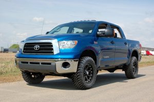 Toyota Tundra Suspension Lift Kit - Rough Country - 4.5 Inch - '07-'15